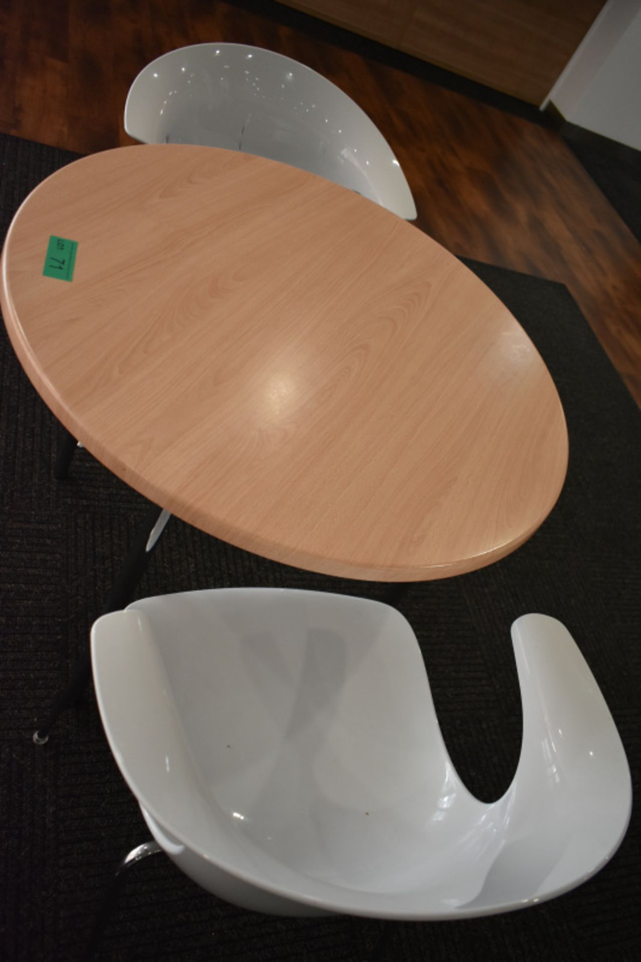 1 x round canteen table, W 900mm x H 750mm, accompanied by 2 x plastic seats - Image 2 of 2