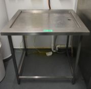 Stainless steel dishwasher draining table, L 900mm x W 820mm x H 970mm