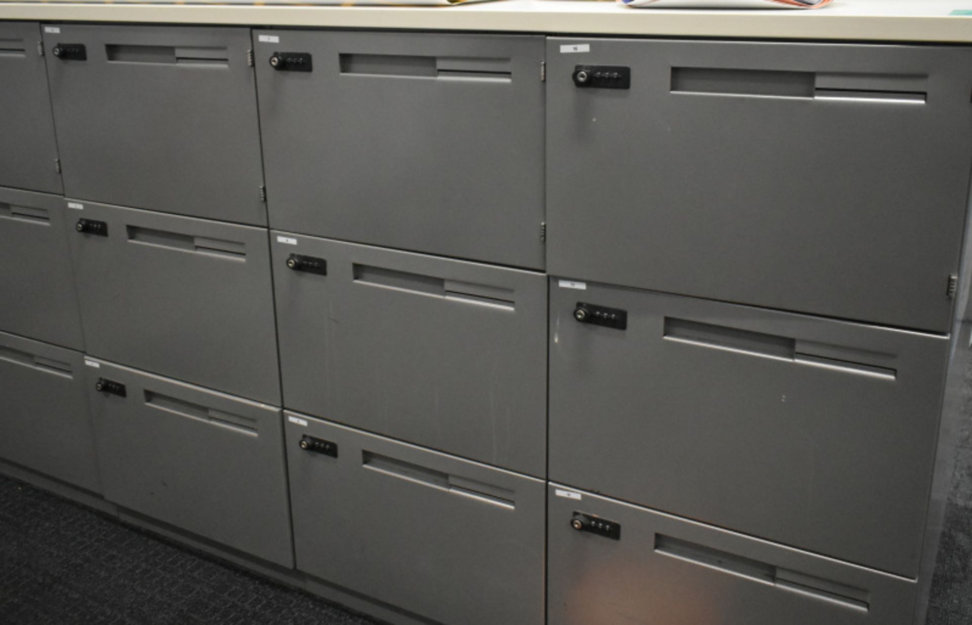 15 x personnel storage lockers, L 2500mm x W 950mm x H 1050mm, bring necessary tools to di - Image 2 of 3