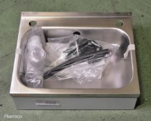 Stainless steel V/B18 Wall Mounted Wash Basin 457mm x 357mm