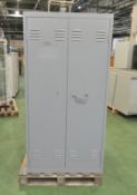 2x 2 door metal cabinets - W 920mm x D 560mm x H 1830mm