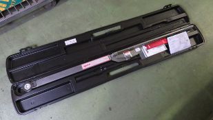 Norbar 5AR Torque Wrench 500-1000 Lbf.ft in case