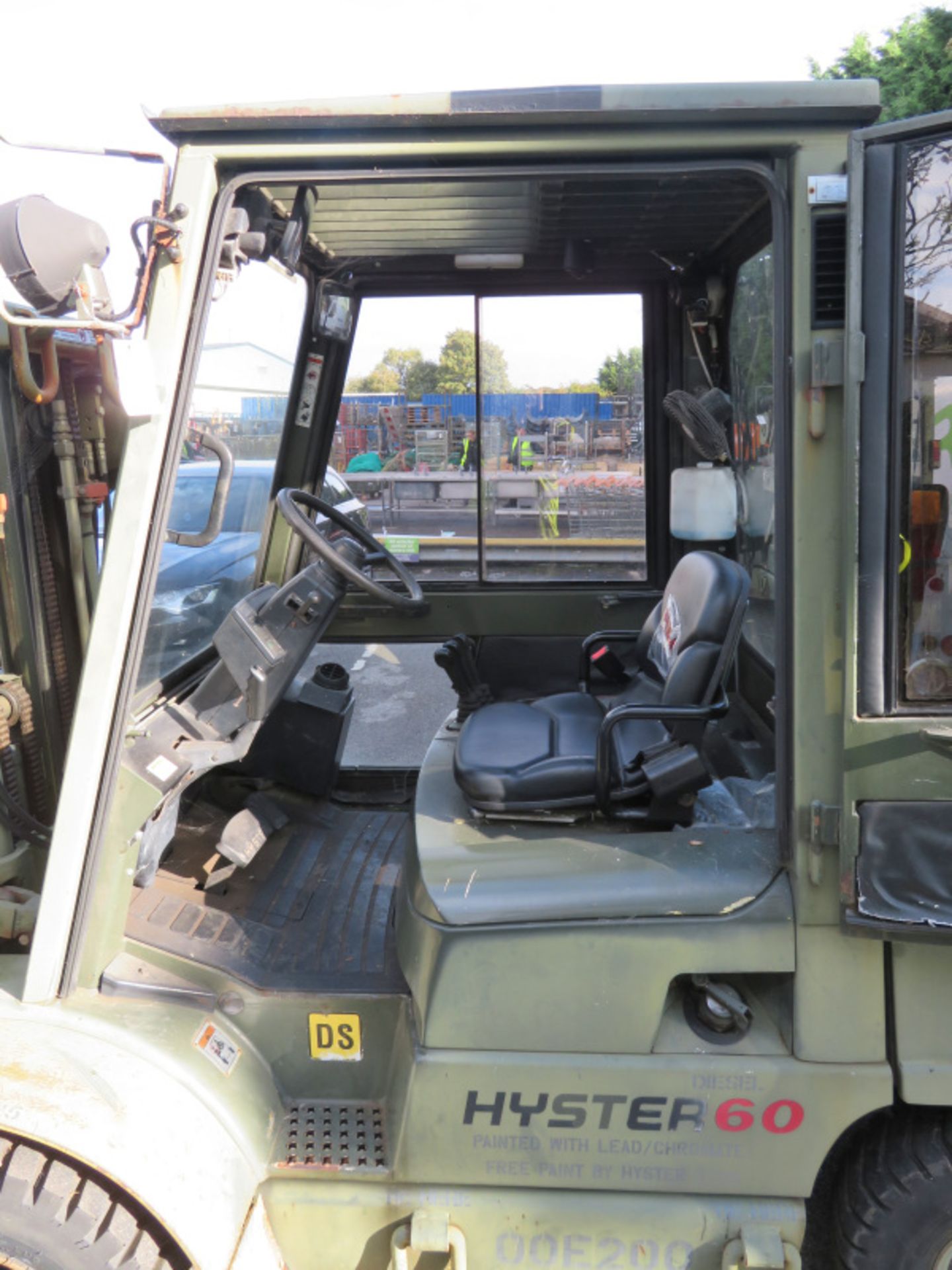 Hyster 60XM forklift - 445.30 hours run - Capacity 6000lbs at 24 inch LC - serial H1776209 - Image 8 of 16