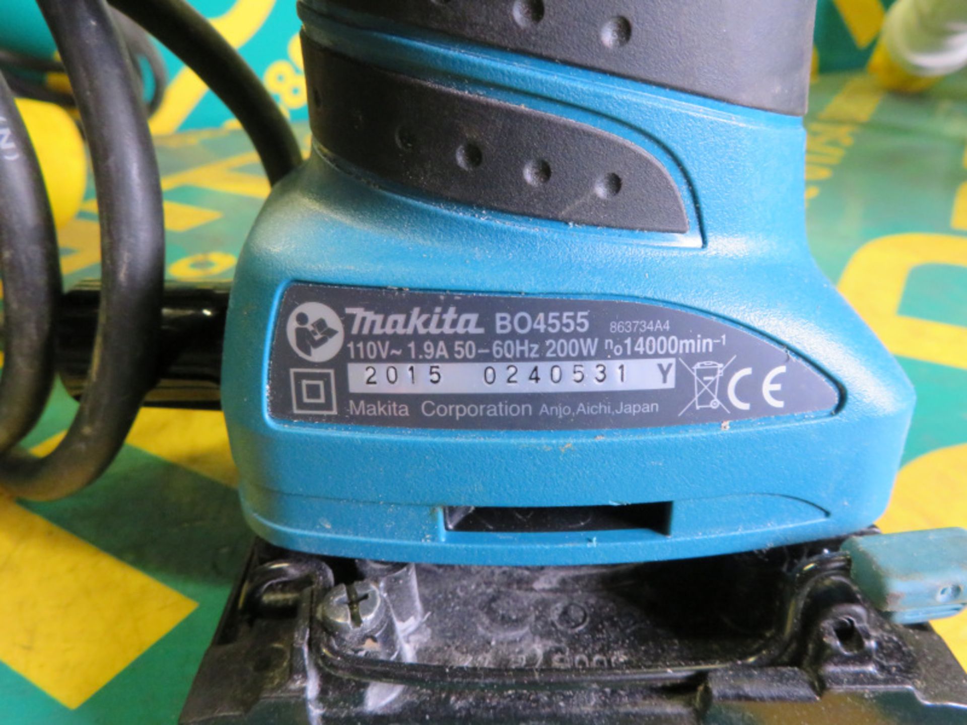 3x Makita Electric Palm Sanders - Image 4 of 4