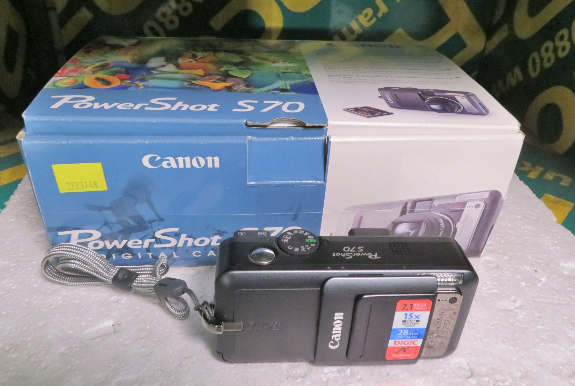 Canon PowerShot S70 Digital Camera with accessories