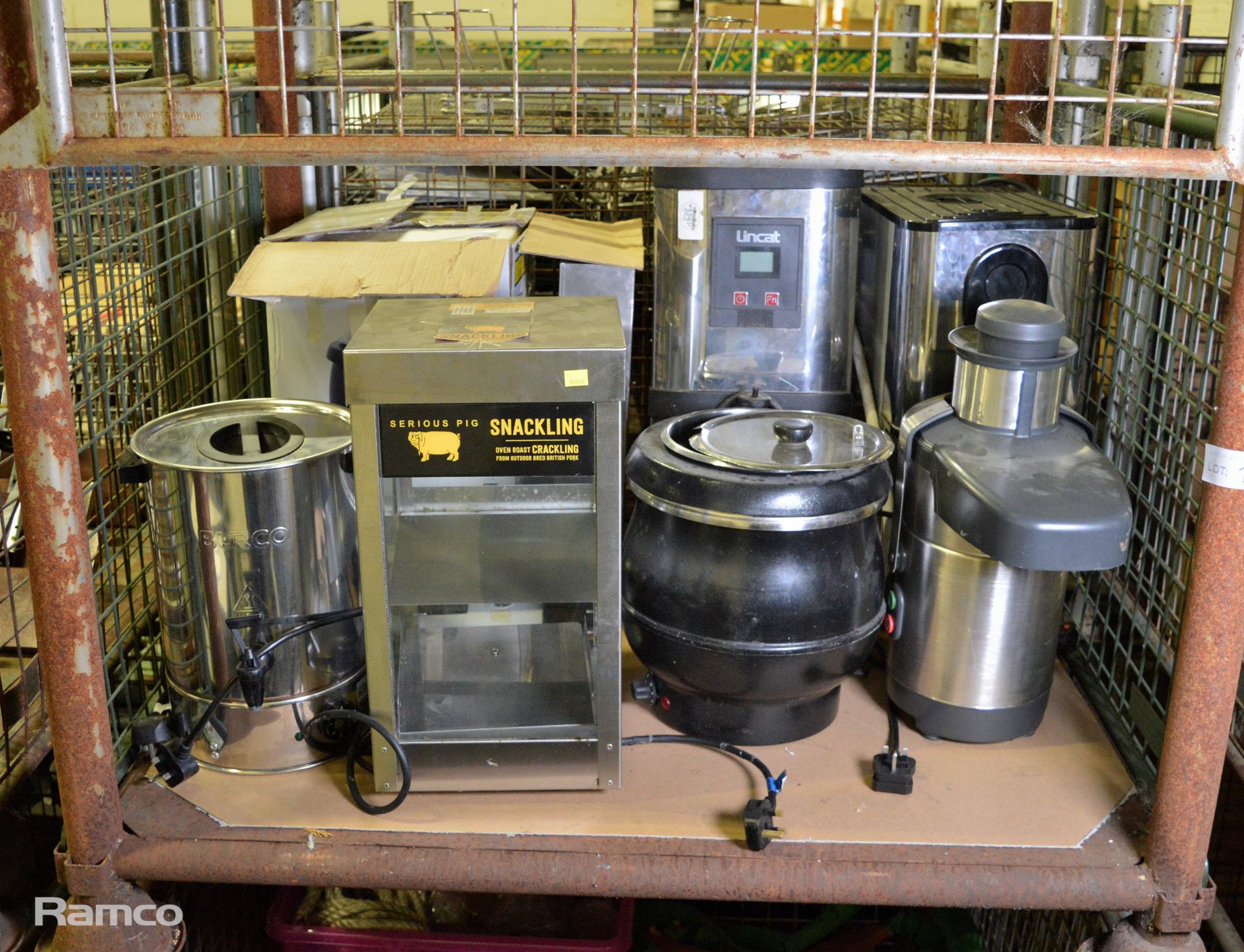 Various Hot Water Drink Dispensers, Soup Kettle, Grills, Serious Pig Snacking Oven Roast C