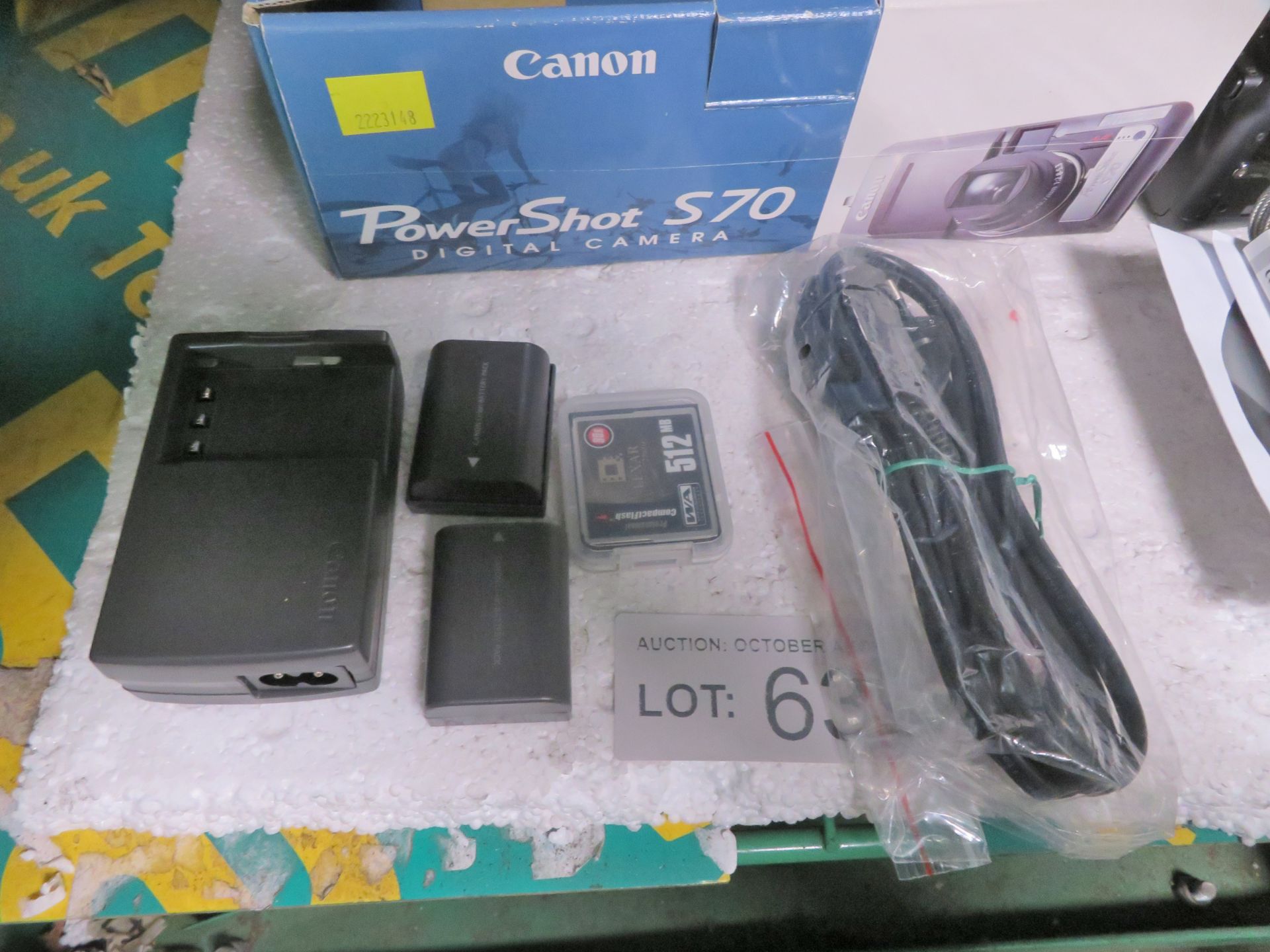 Canon PowerShot S70 Digital Camera with accessories - Image 5 of 5