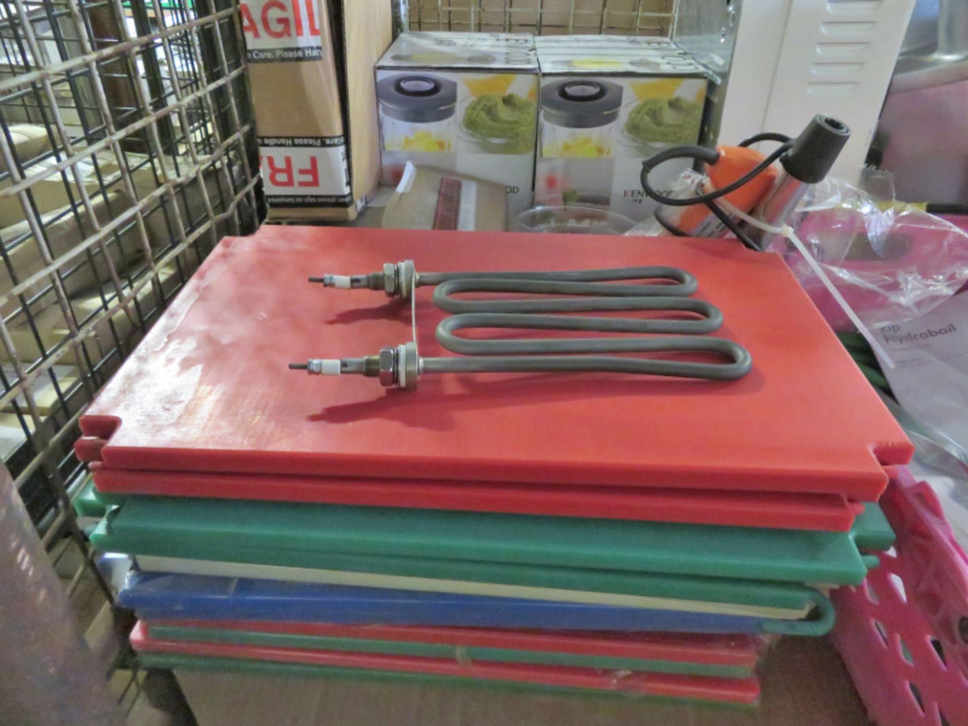 Catering equipment Knife Chopping Boards Glass Bowl Jugs, Whisk, Zip Hydroboil, Hand Food - Image 2 of 7