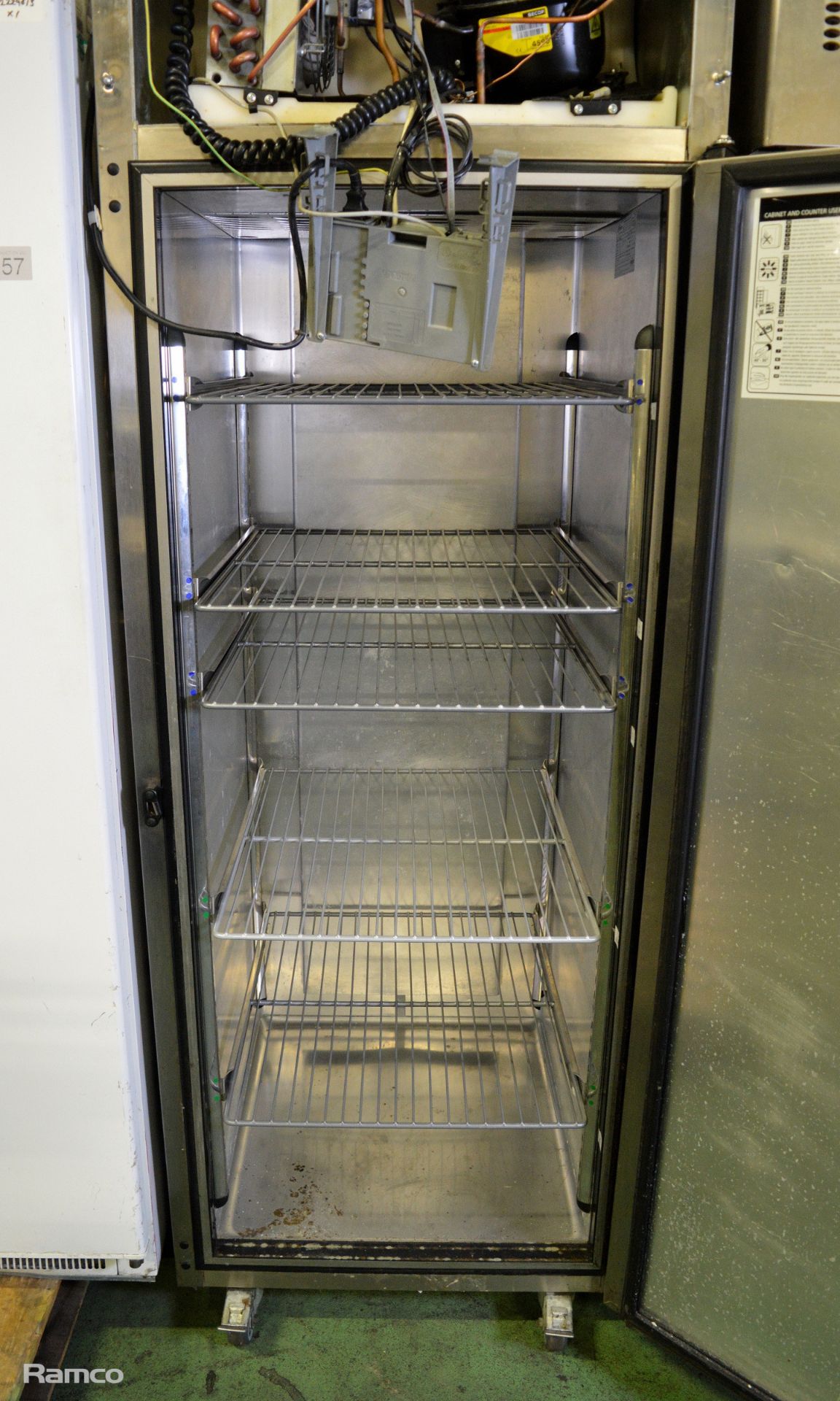 Foster EPROG600H Upright Fridge - L700 x W820 x H2060mm (spares and repairs) - Image 3 of 7