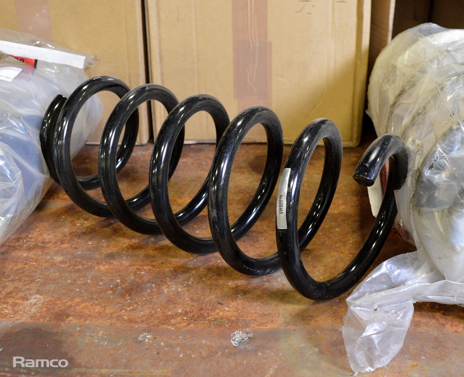 Vehicle spares - coil springs, mirror assemblies - Image 4 of 5