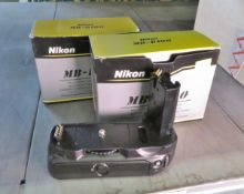 2x Nikon MB-D100 Multi Function Battery Packs