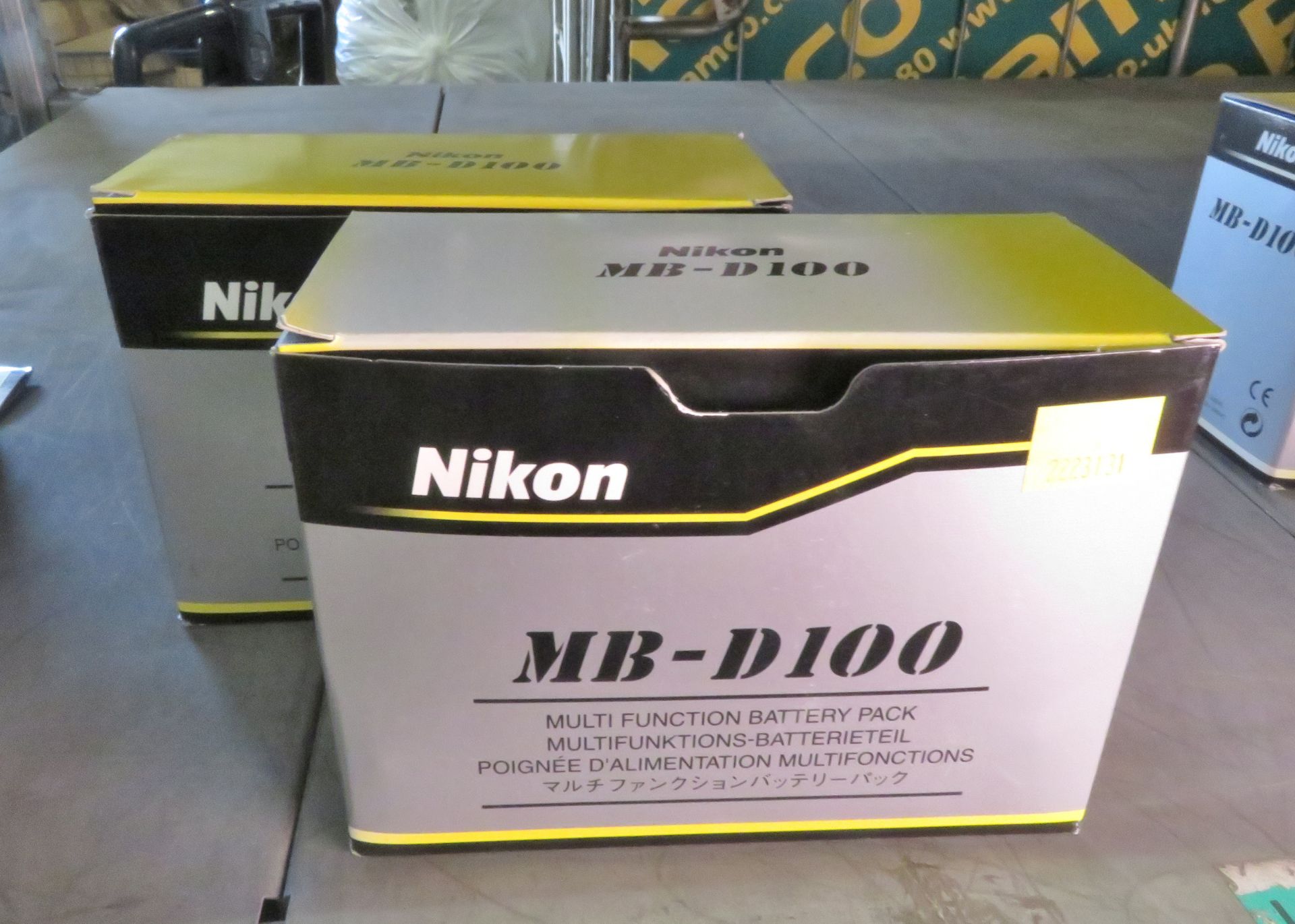 2x Nikon MB-D100 Multi Function Battery Packs