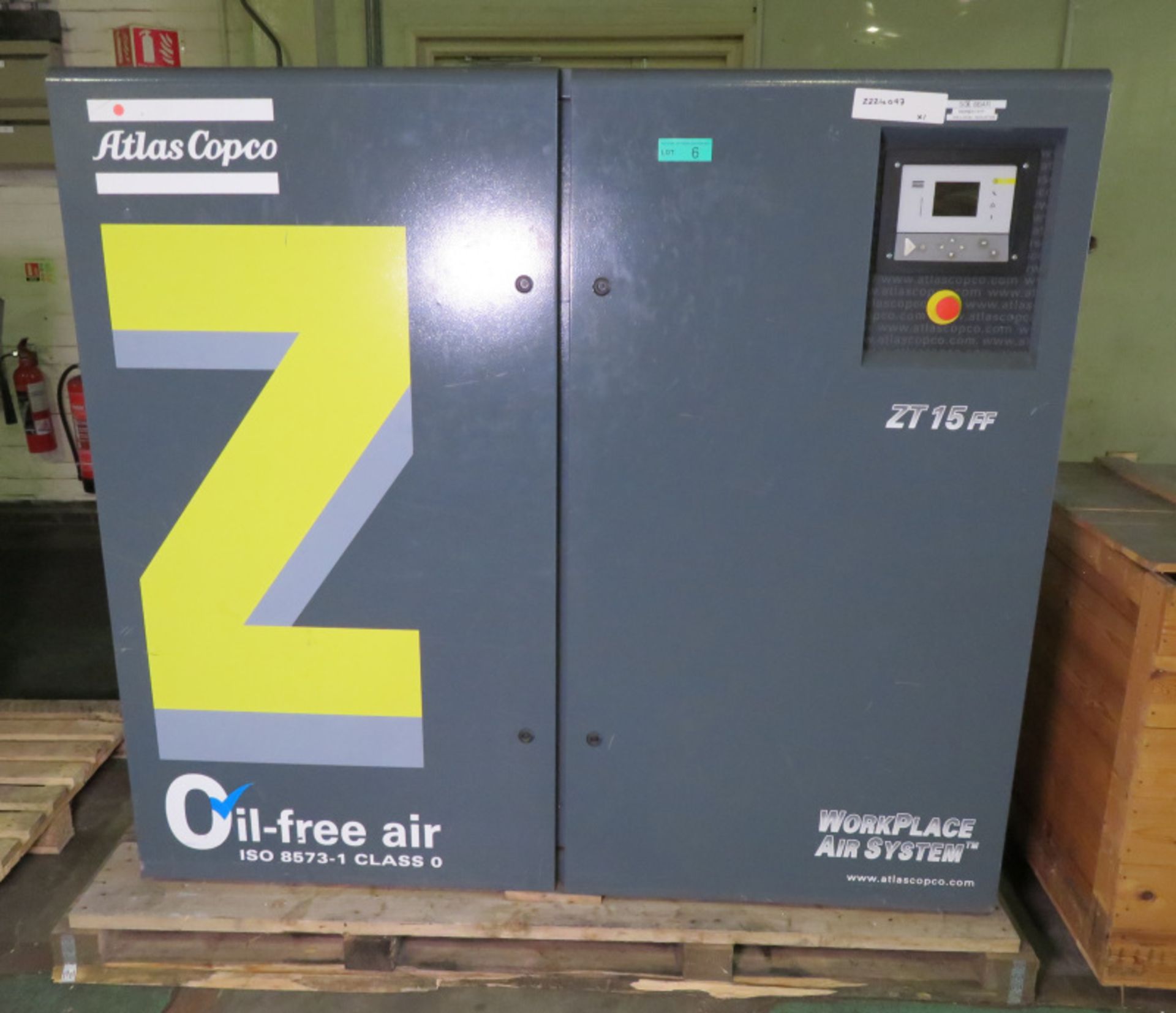 Atlas Copco ZT 15 FF industrial compressor - oil-free air - serial AP1785644 - 8.4 bar - 1