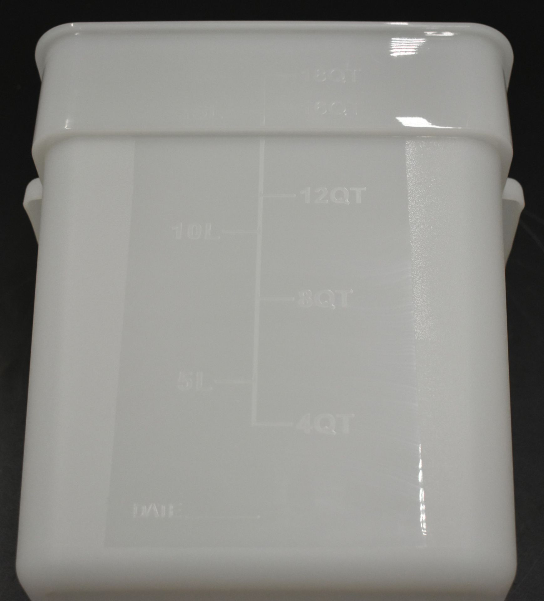 60x 18L food storage containers - white - 12 per box - Image 3 of 3
