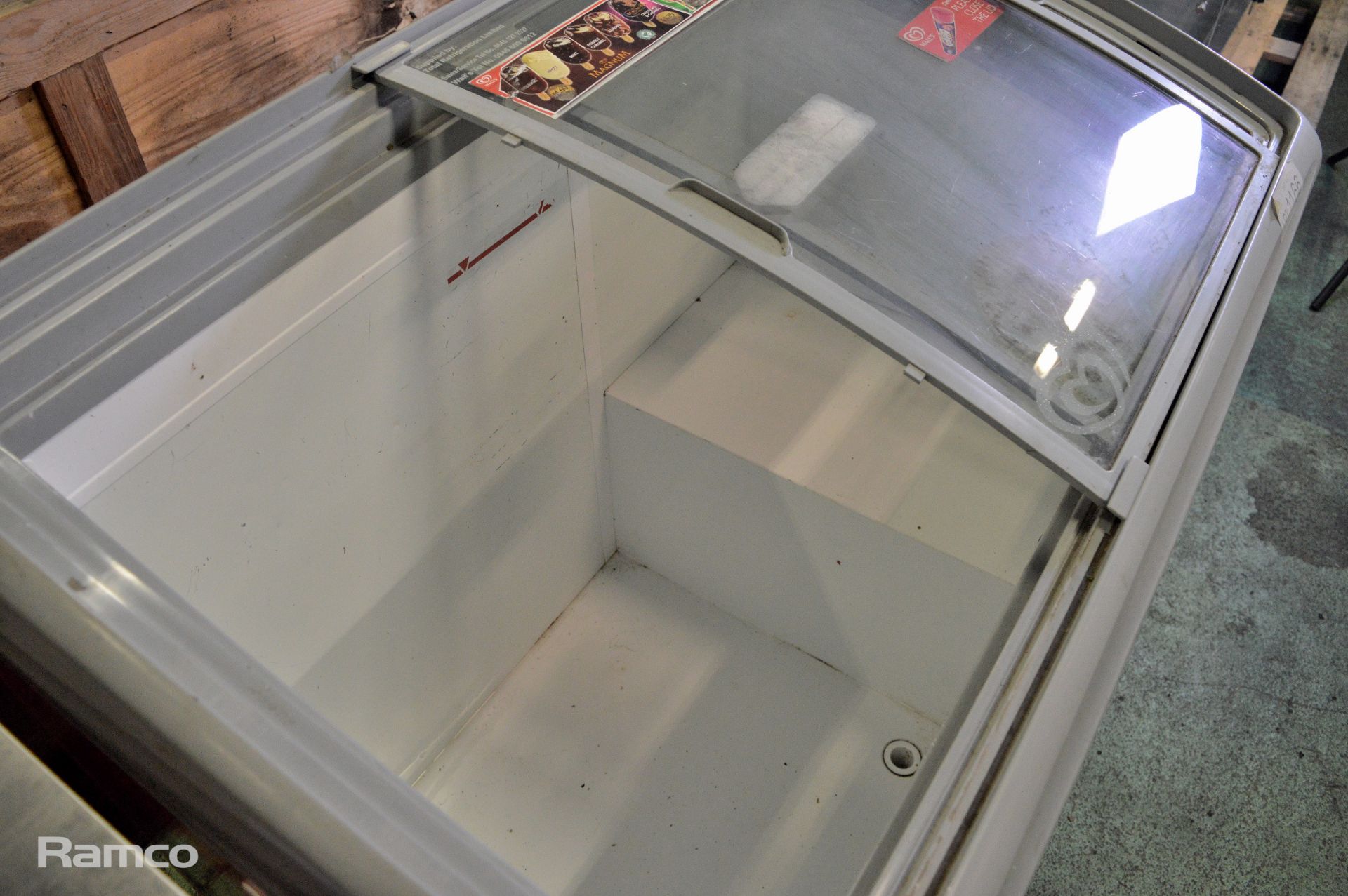 AHT RIO S 100 Ice Cream Sliding Door Display Freezer - Image 2 of 6