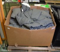 30x Grey Extreme Cold Parka Coats - Medium