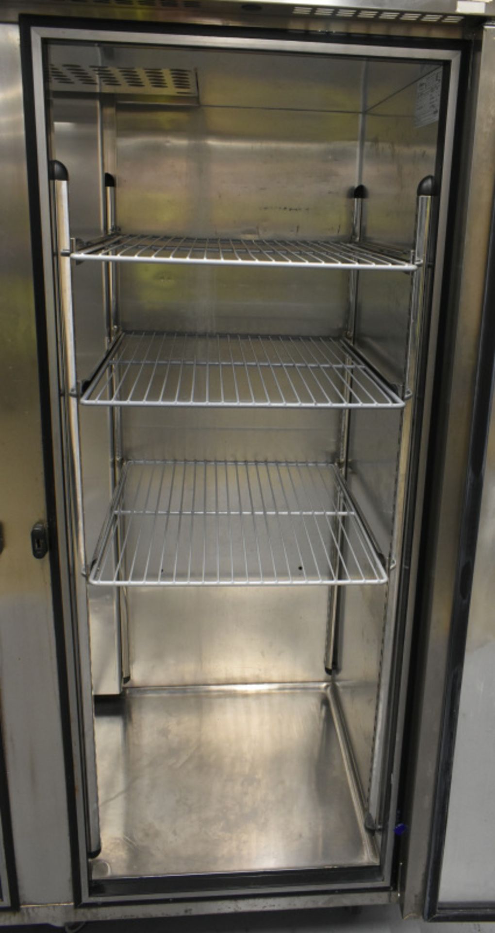 Foster Double Door Freezer - Model EPSG1350L Serial No. E5216557 - L1440 x W800 x H2060mm - Image 5 of 9