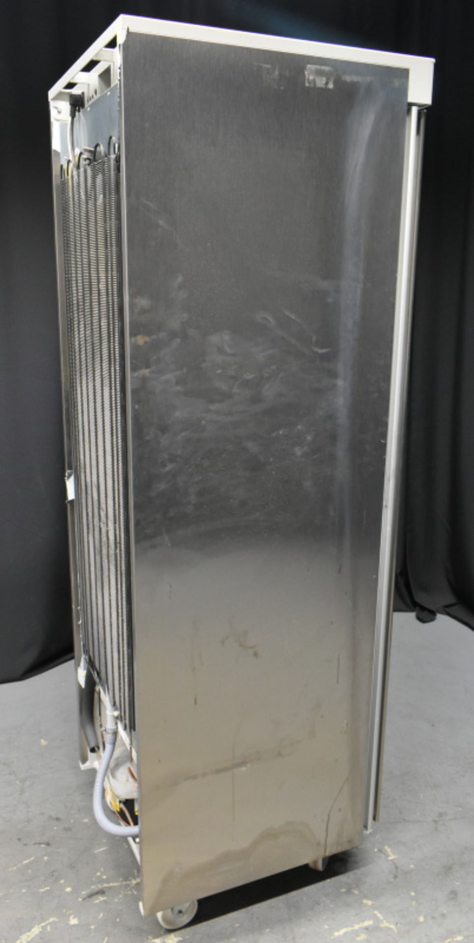Gram K410RGC6N Fridge Serial No.10140849 - L600mm x W640mm x H1950mm - PLEASE SEE PICTURES - Image 10 of 12