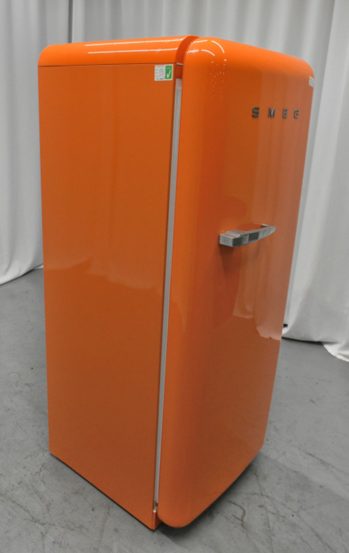 Smeg Retro Orange Fridge - Model FAB28QO1 with small freezer compartment - 600 x 1510 x 54 - Image 3 of 9
