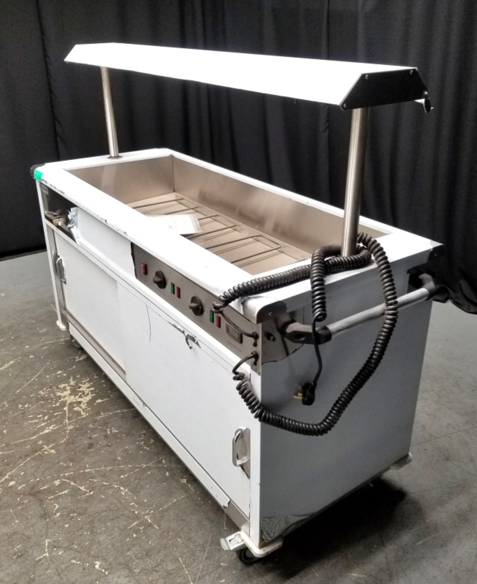 Parry Mobile Bain Marie Servery with Light Unit - Model MSB15G Serial No.170360050 -L1630m - Image 3 of 23