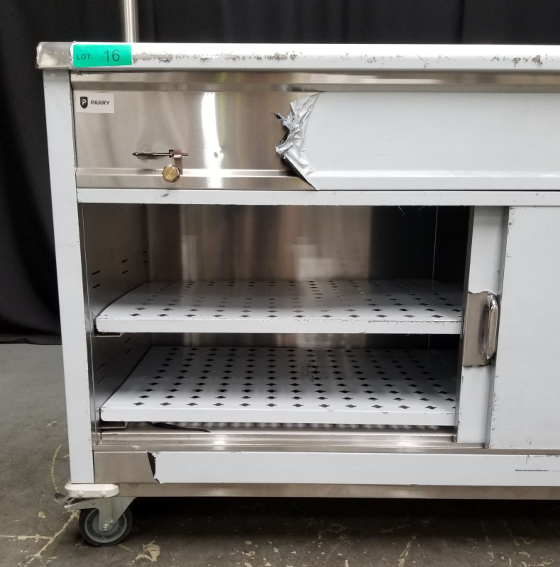 Parry Mobile Bain Marie Servery with Light Unit - Model MSB15G Serial No.170360050 -L1630m - Image 10 of 23