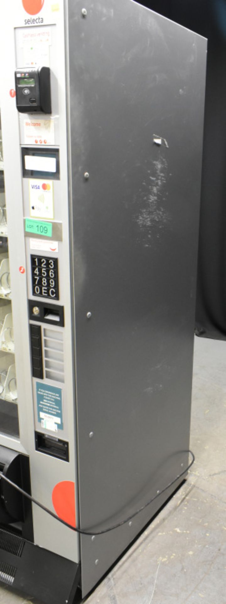 Sielaff Selecta Cashless Vending Machine - Serial No.13512103 - L890mm x W820mm x H1830mm - Image 7 of 15