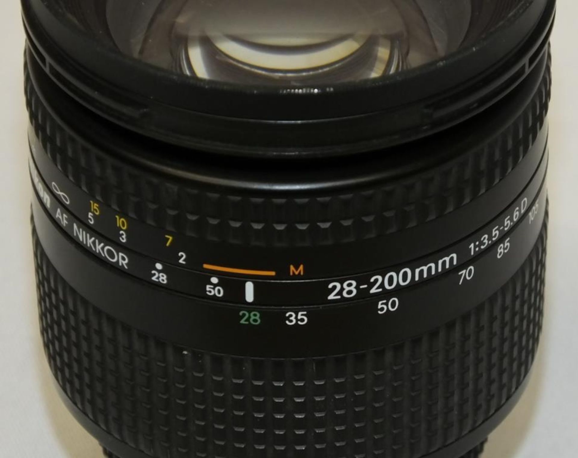 Nikon AF Nikkor 28-200mm 1:3.5-5.6 D Lens (only one lens cover) with HOYA HMC 72mm UV(O) Filter - Image 2 of 6