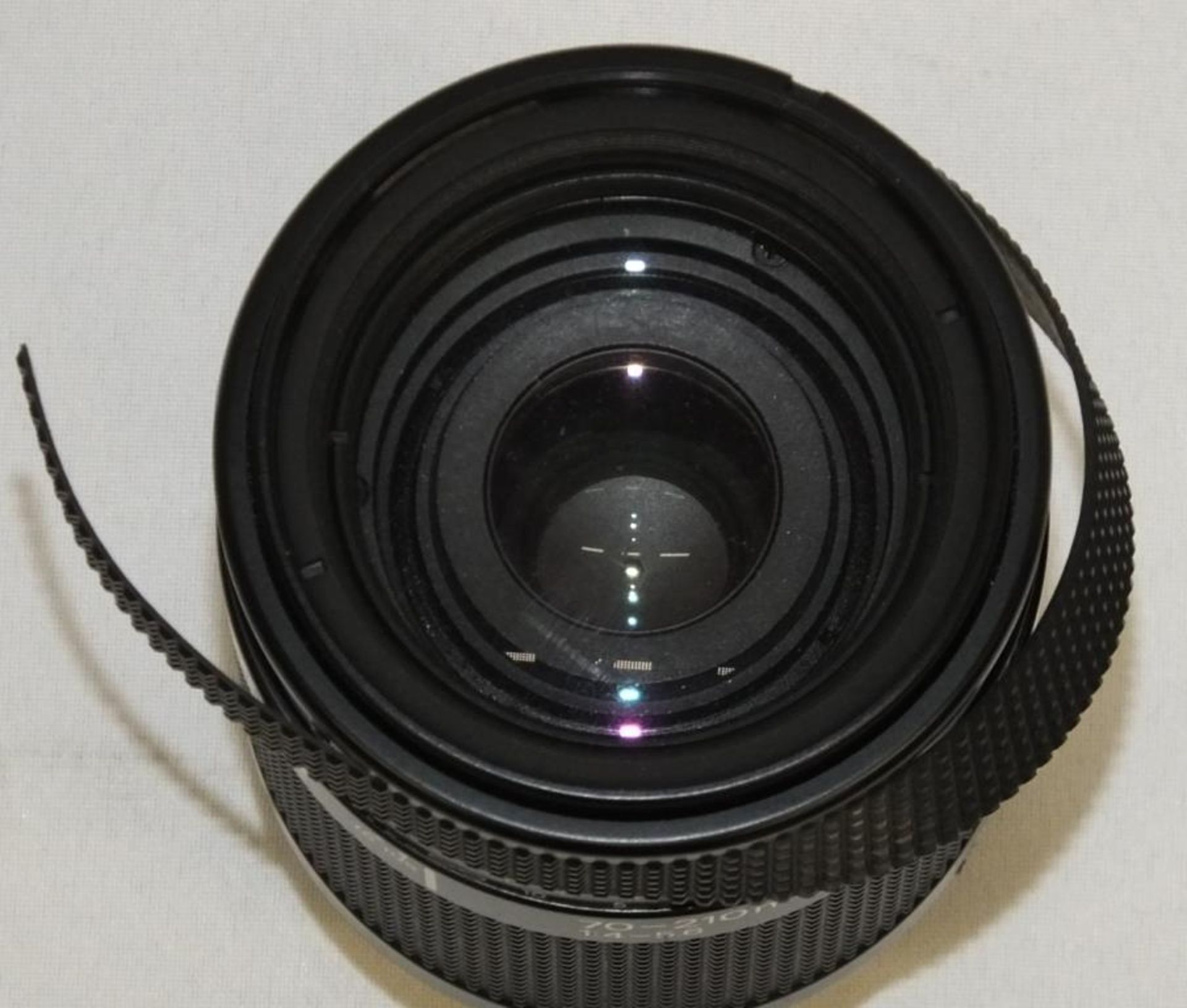 Nikon AF Nikkor 70-210mm 1:4-5.6 Lens - Serial No. - 2432172 rubber grip coming away as seen in pics - Image 4 of 4