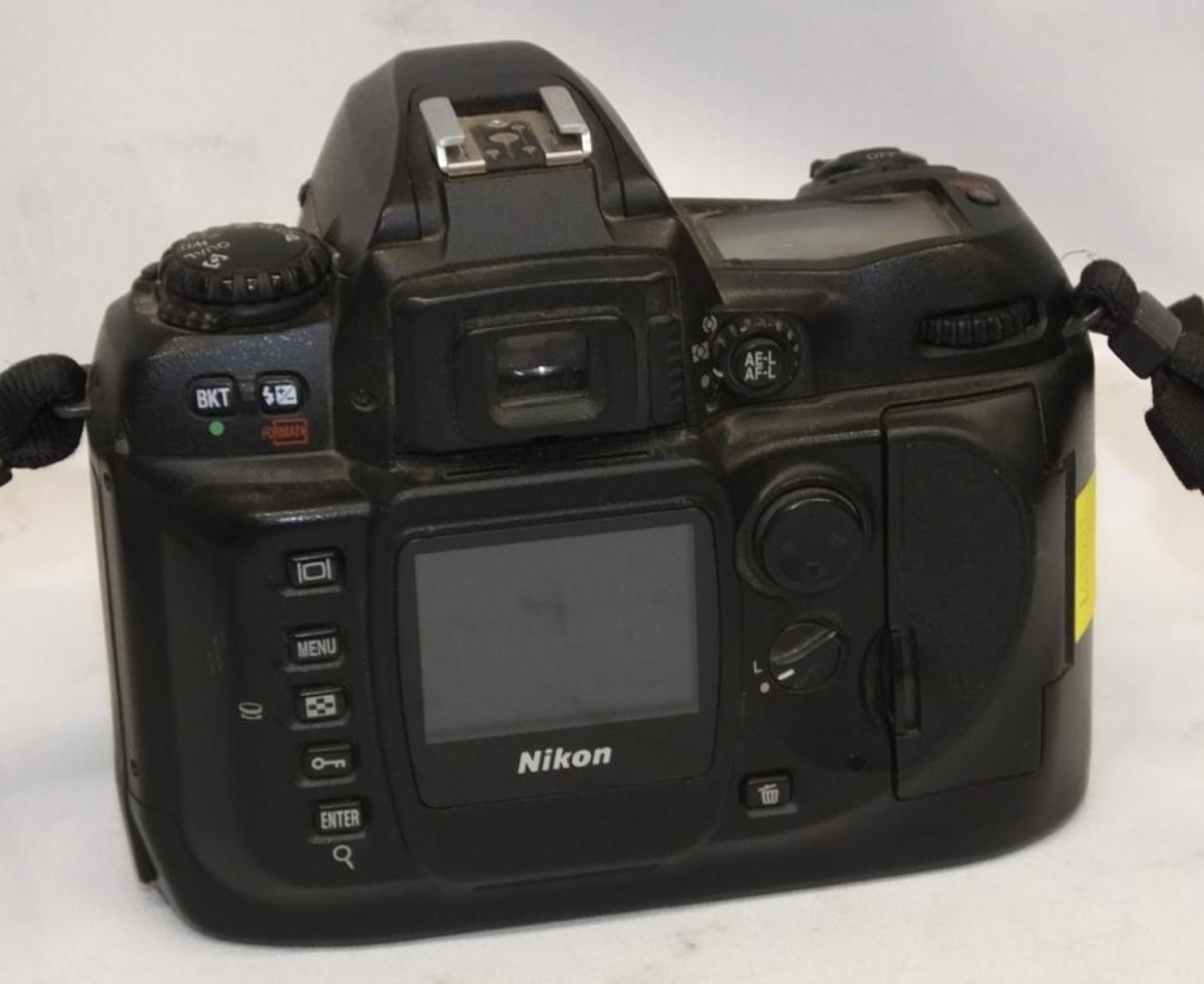 2x Nikon D100 camera bodies - serials 2269690, 2290444 - no batteries, no memory cards - Image 4 of 7