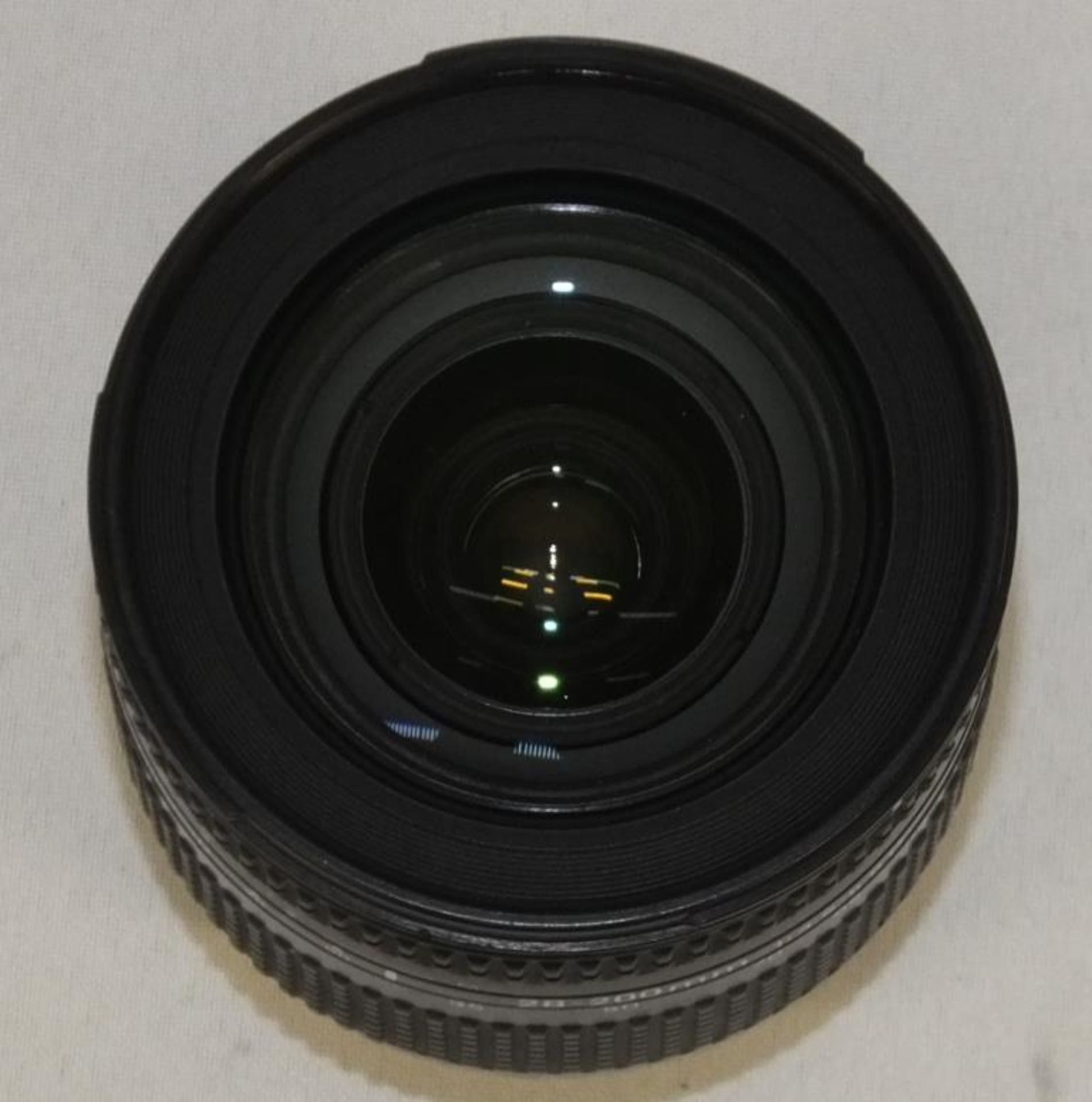 Nikon AF Nikkor 28-200mm 1:3.5-5.6 D Lens (only one lens cover) with HOYA HMC 72mm UV(O) Filter - Image 5 of 6