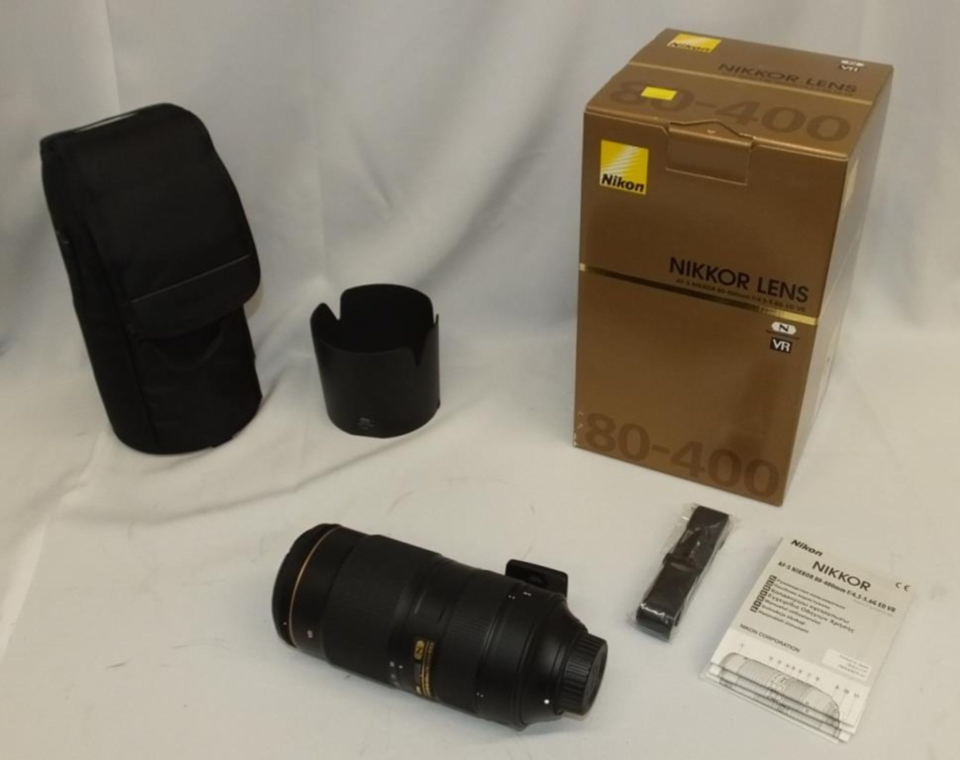 Nikon Nikkor Lens - AF-S Nikkor 80-400mm f/4.5-5.6G ED VR with Nikon HB-65 Lens Hood & CL-M2 case