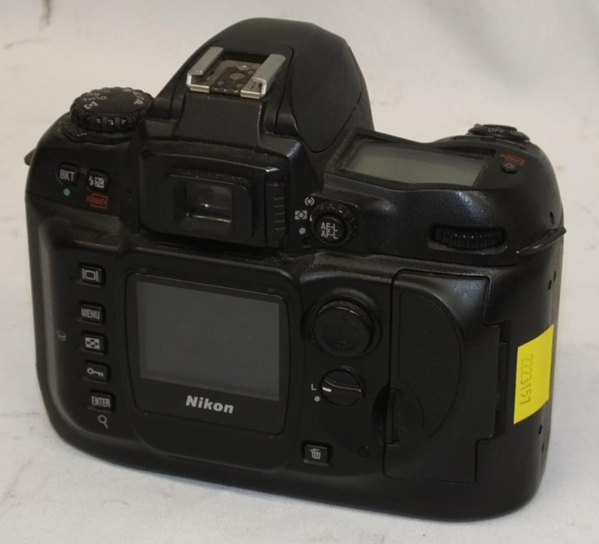 Nikon D100 camera body - serial 2268387 - no battery, no memory card - Image 4 of 4