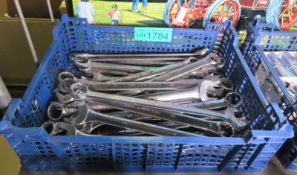 Combination Spanners - size 23