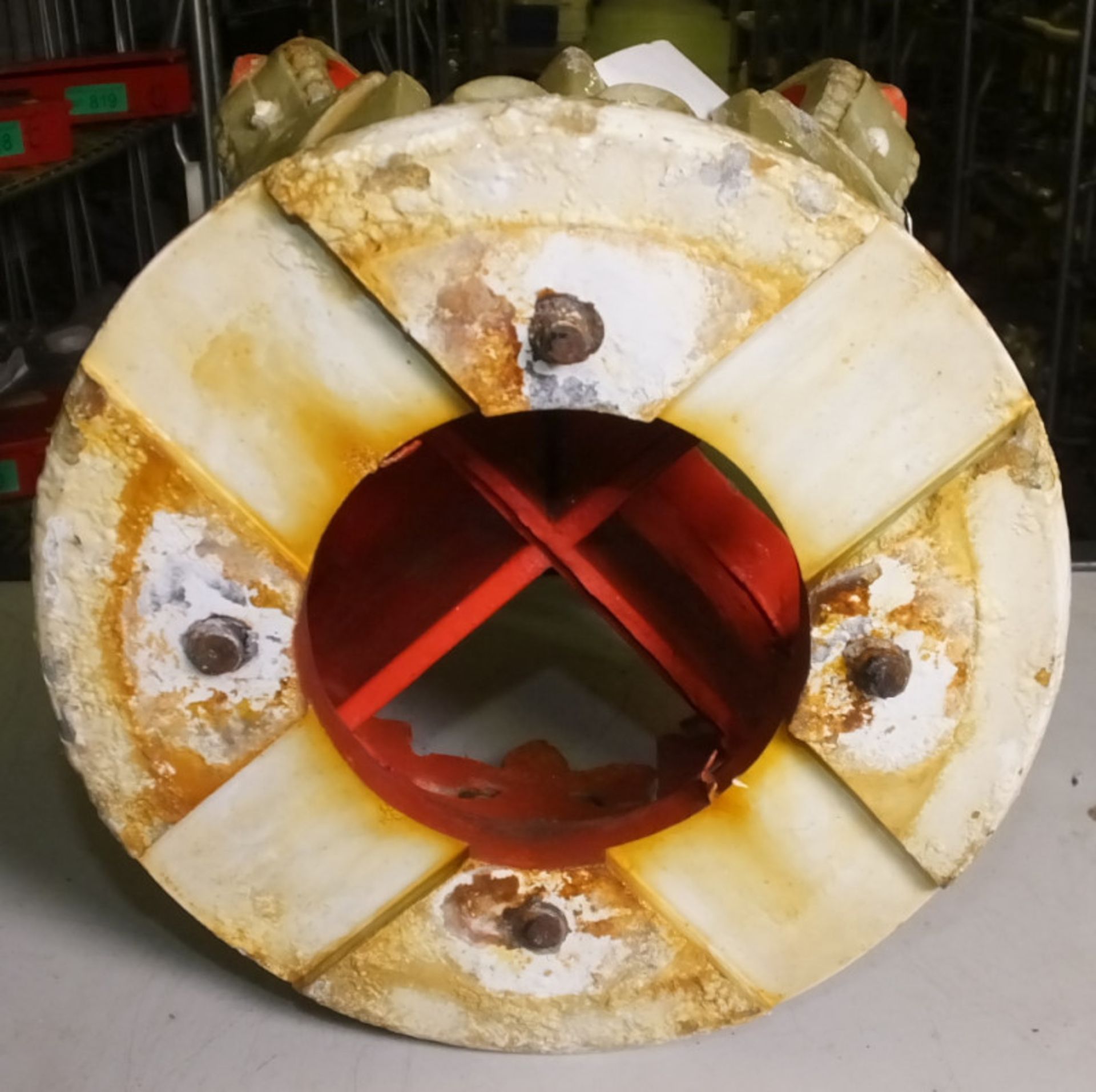 Crown cast flat pole topper - 105mm diameter hole - Image 3 of 4