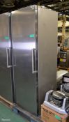 Siemens Refrigerator - L 590mm x W 680mm x H 1840mm