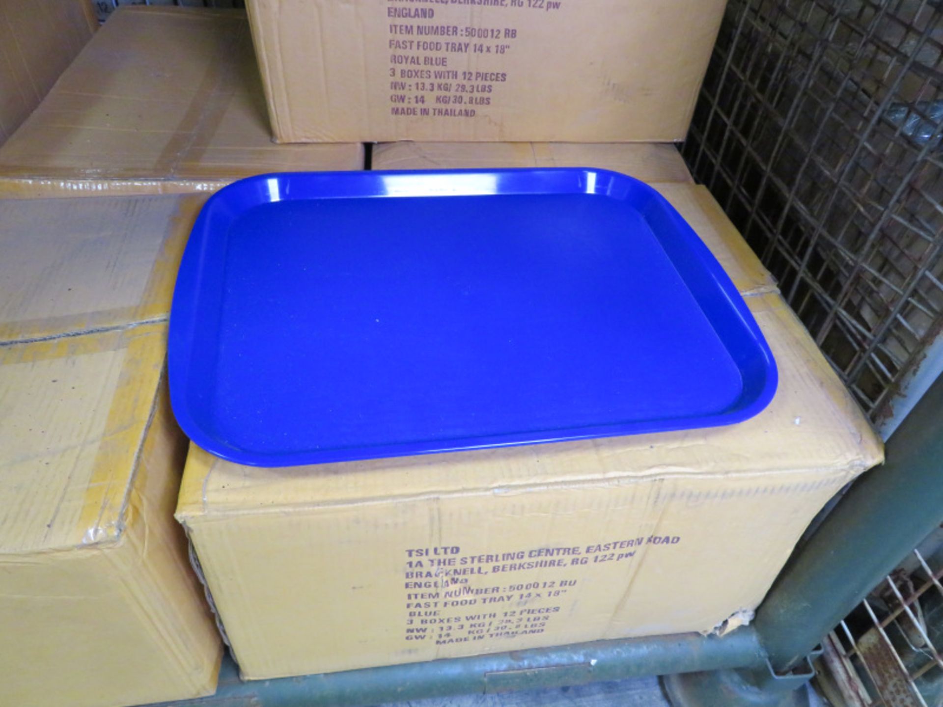 72x TSI Royal Blue Fast Food Trays 14 inch x 18 inch - Image 2 of 4