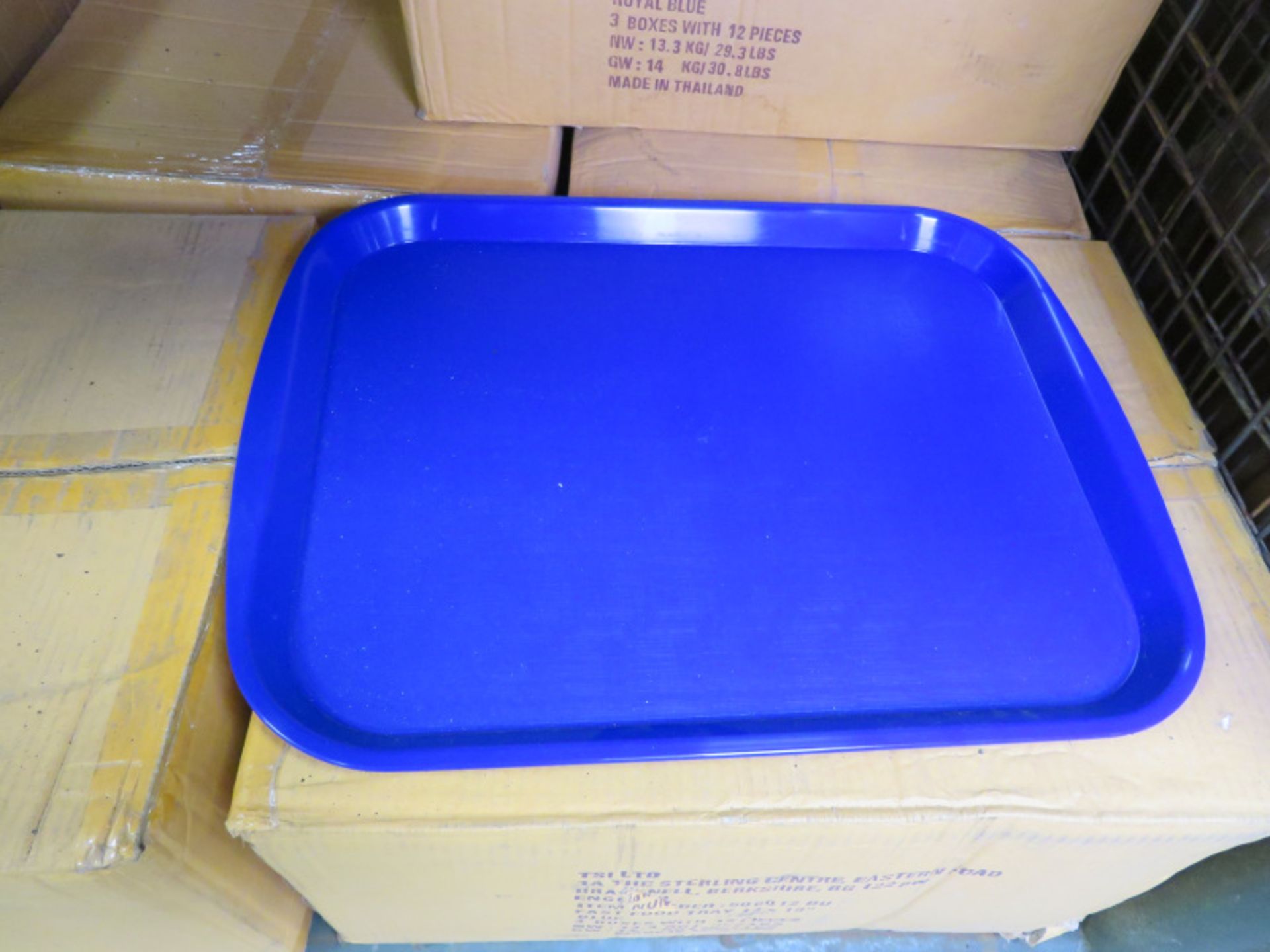 72x TSI Royal Blue Fast Food Trays 14 inch x 18 inch - Image 3 of 4