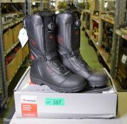 Fire Retardant Boots Size 10 - Rosenbauer - Sympatex - look unused
