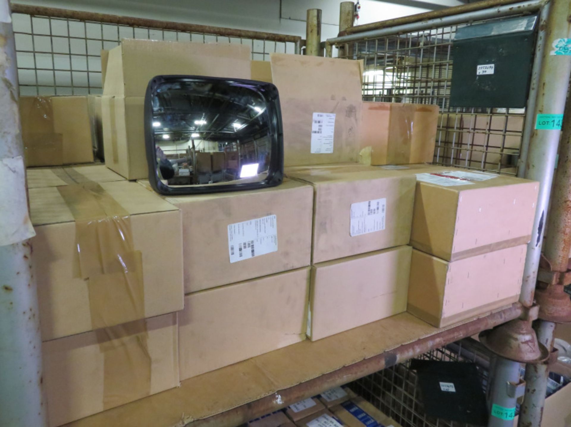 39x DAF Vehicle Side Mirror Assemblies - Image 2 of 3