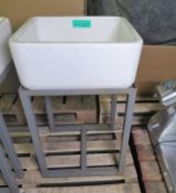 Ceramic Sink On A Metal Stand L 460mm x W 400mm x H 750mm