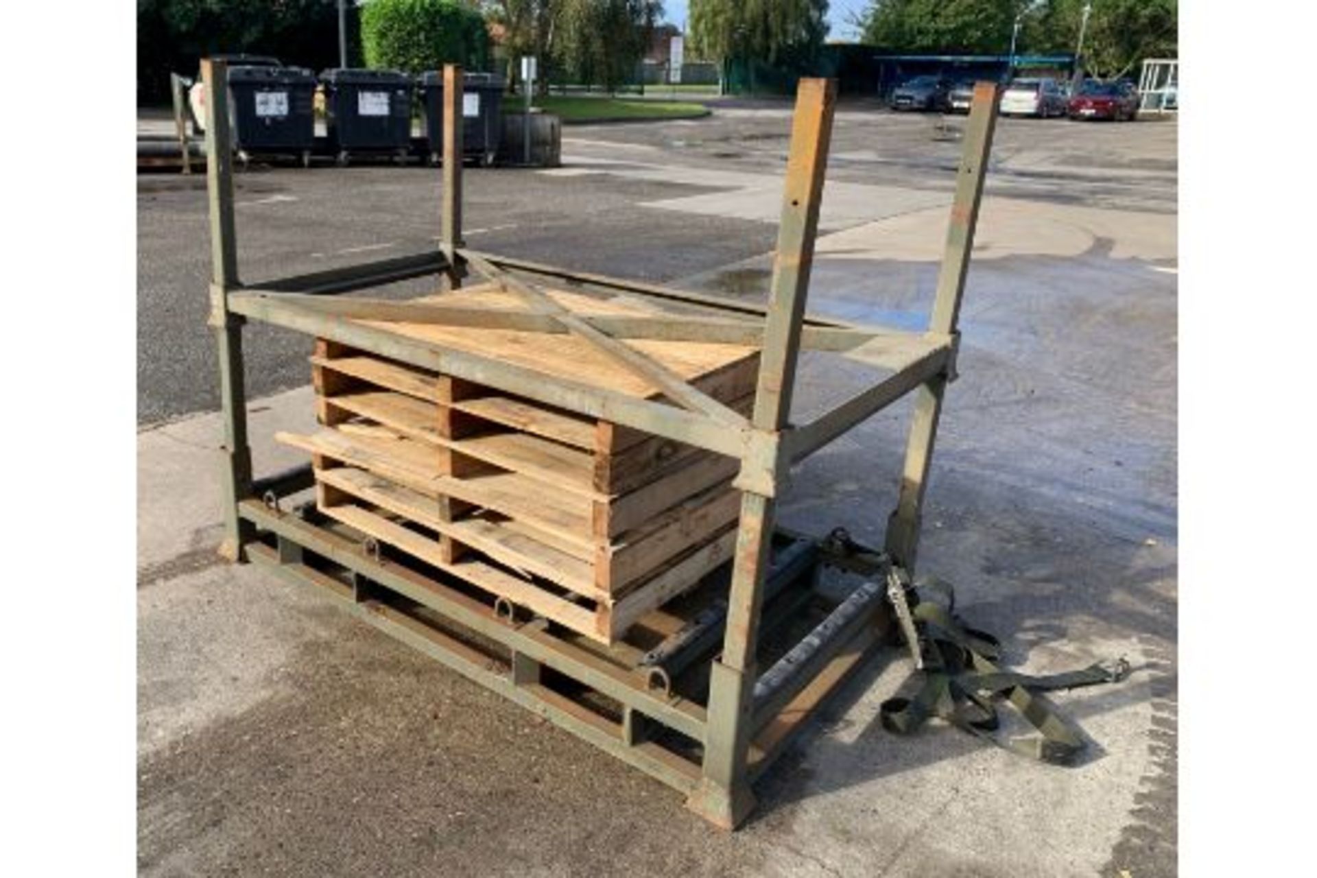 Loading Stillage with Straps, Posts & Top - 6 Foot x 3 Foot