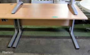 Wooden top & metal legged Computer Desk W 1400mm x D 800mm x H 720mm