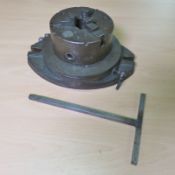 Machine tool 3 jaw chuck with key