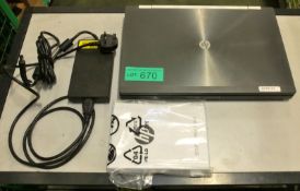HP 10134 Mobile 29 EliteBook Laptop with Charger