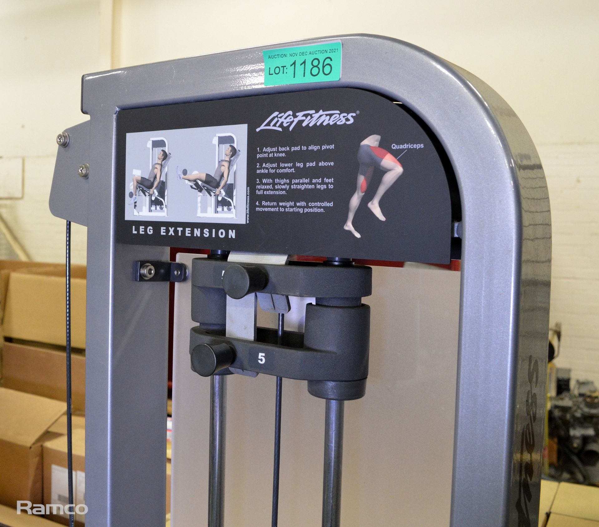 Life FItness Leg Extension gym station - Image 4 of 8