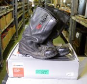 Fire Retardant Boots Size 10 - Samson