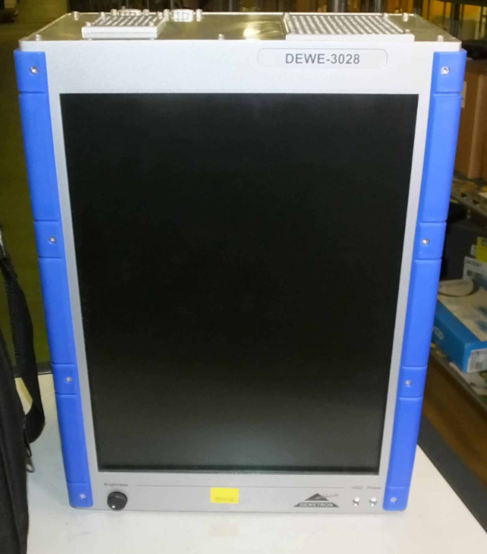 Dewetron DEWE-3028 Automotive HDD power Unit In A Case - Image 2 of 7
