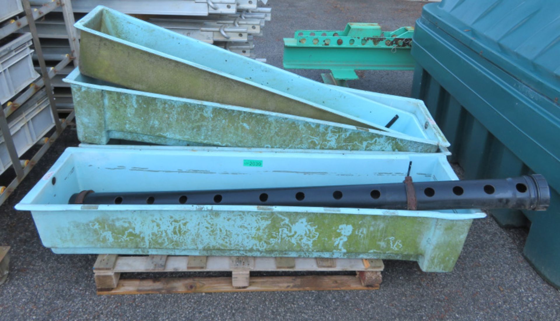 Plastic bath tanks/water troughs - various sizes