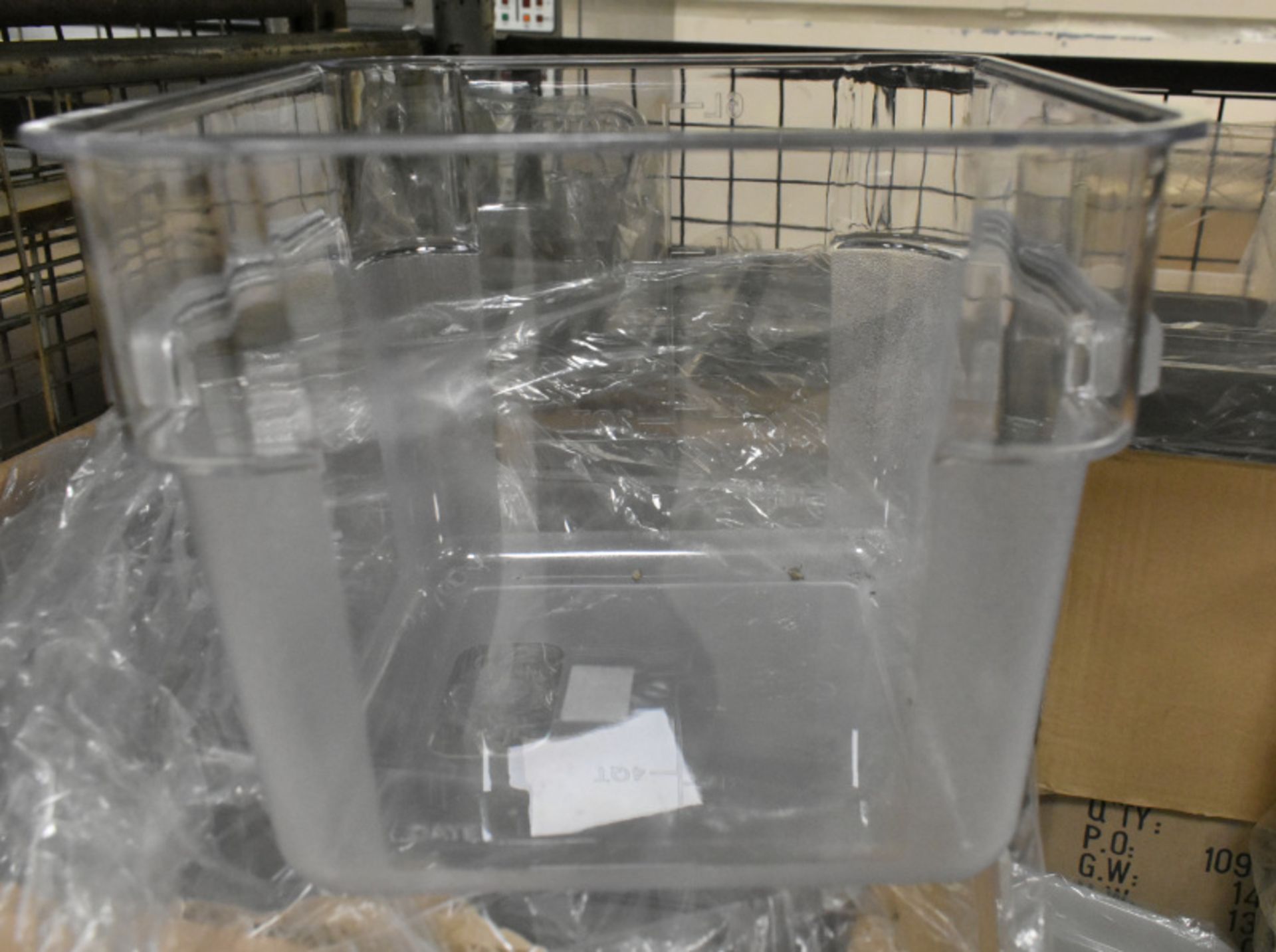 Various Catering Equipment - 72x Transworld Clear Plastic Containers, 23x White Plastic Tubs - Image 2 of 8