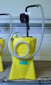 Baelz Hand Pump Oil Dispenser - Plastic Body - yellow